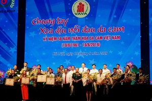Chung tay xoa dịu nỗi đau chất độc da cam