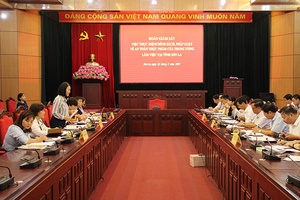 Đoàn giám sát việc thực hiện chính sách, pháp luật về ATTP của Trung ương làm việc với UBND tỉnh   