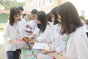 Hội Cựu học sinh Trường THPT Chuyên Sơn La: Tổ chức “Ngày hội đổi sách” năm 2019