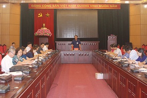 Họp báo cáo tổng thể phương án bố trí các phòng chức năng các cơ quan tỉnh