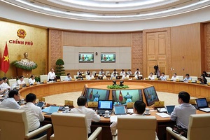 Kinh tế tiếp tục xu hướng tích cực