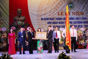 Trường Cao đẳng Y tế Sơn La: Lễ kỷ niệm 60 năm Ngày thành lập trường, đón nhận Huân chương Lao động hạng Nhất