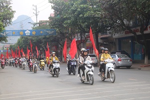 Mít tinh hưởng ứng Tháng hành động Quốc gia phòng, chống HIV/AIDS và Ngày thế giới phòng, chống HIV/AIDS  