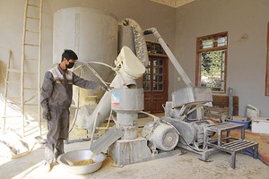 Đẩy mạnh các hoạt động dịch vụ, tư vấn, dạy nghề, hỗ trợ nông dân