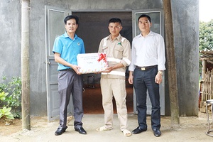 LĐLĐ huyện Vân Hồ chăm lo, bảo vệ quyền lợi của người lao động   