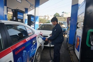 Điều chỉnh giá xăng E5RON92 giảm 90 đồng/lít