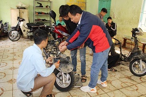 Đào tạo nghề cho lao động gắn với hỗ trợ tìm việc làm