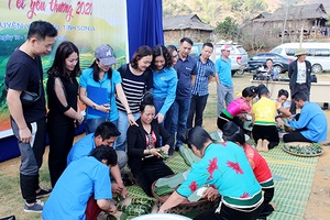 Chương trình thiện nguyện “Tết sẻ chia - Tết yêu thương” năm 2020