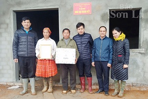 Mộc Châu chung tay xây dựng nhà “Đại đoàn kết”