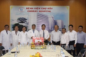 Đồng chí Võ Văn Thưởng: Cần chăm sóc chu đáo bệnh nhân đón Tết trong bệnh viện