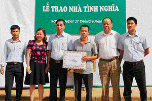 Đoàn kết, đổi mới, sáng tạo, vì quyền, lợi ích của cán bộ, công chức, viên chức, lao động và sự phát triển của tỉnh