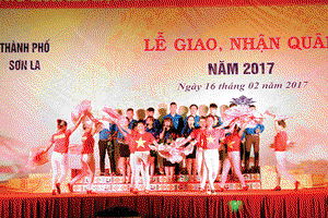 Thành phố:  Chương trình văn nghệ tiễn tân binh lên đường nhập ngũ năm 2017