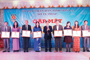 Sở Tư pháp:  Gặp mặt Kỷ niệm 35 năm Ngày thành lập  Sở Tư pháp tỉnh (17/2/1982 - 17/2/2017)