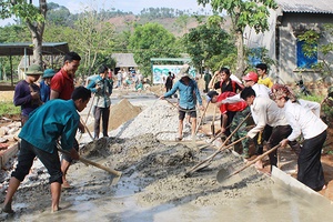 Đảng bộ xã Chiềng Pha chú trọng công tác xây dựng Đảng