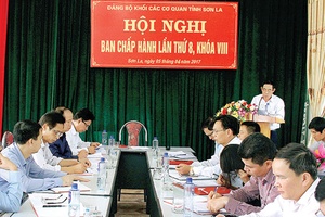 Đảng bộ khối các cơ quan tỉnh: Hội nghị Ban Chấp hành lần thứ 8, khóa VIII