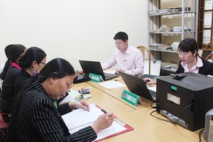 Huy động tiền gửi tiết kiệm tại điểm giao dịch xã