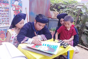 Nghệ thuật vẽ tranh thờ của người Dao