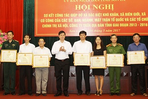 Hội nghị sơ kết công tác giúp đỡ xã đặc biệt khó khăn
