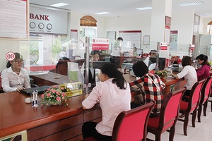 Agribank Chi nhánh Thành phố học và làm theo Bác