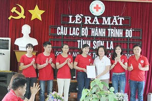 Ra mắt Câu lạc bộ “Hành trình đỏ” tỉnh Sơn La