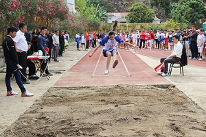 Đẩy mạnh phong trào thể dục, thể thao quần chúng