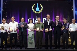 Lễ trao Giải Báo chí quốc gia lần thứ XI - năm 2016