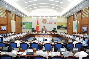 Đổi mới phương thức chỉ đạo, điều hành bằng những việc làm cụ thể, đột phá