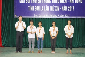 Giải bơi truyền thống thiếu niên, nhi đồng lần thứ XIV