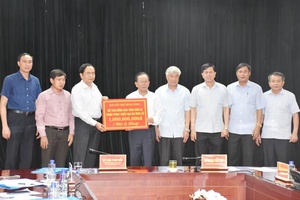 Đồng chí Trần Thanh Mẫn, Ủy viên Trung ương Đảng, Chủ tịch Ủy ban Trung ương MTTQ Việt Nam thăm và làm việc tại tỉnh ta