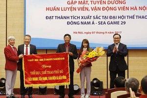 Hà Nội tuyên dương huấn luyện viên, vận động viên đạt thành tích xuất sắc tại Seagame 29