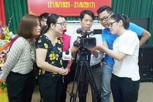 Chi hội Nhà báo Báo Sơn La nâng cao nghiệp vụ báo chí cho hội viên