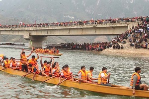 Quỳnh Nhai: Lượng du khách tham quan du lịch tăng cao