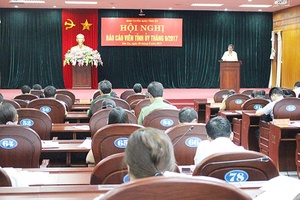Hội nghị báo cáo viên tháng 9   