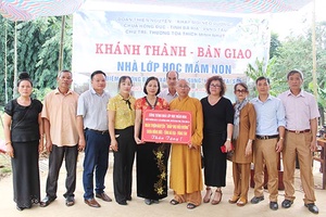 Xã Chiềng Sung: Bàn giao nhà lớp học mầm non điểm trường Bó Lý, Cà Nam