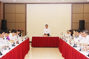 Thường trực tỉnh ủy làm việc với huyện Mộc Châu và Vân Hồ