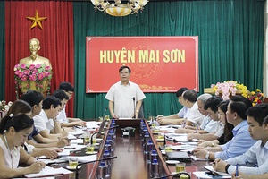 Đoàn kiểm tra của Ban Chỉ đạo ứng dụng công nghệ thông tin tỉnh làm việc tại huyện Mai Sơn   