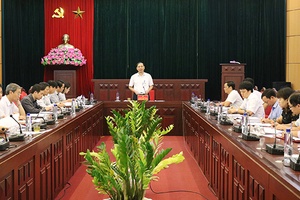 Họp giao ban đôn đốc nợ thuế, tăng thu ngân sách và đẩy nhanh tiến độ giải ngân vốn đầu tư công   