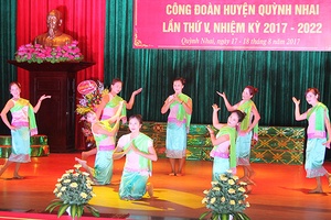 Xây dựng đội ngũ cán bộ nữ công tận tụy, tâm huyết, trách nhiệm