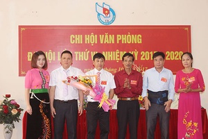 Đại hội Chi hội nhà báo Văn phòng Hội Nhà báo tỉnh khóa VI