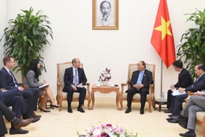 Thủ tướng Nguyễn Xuân Phúc tiếp Tập đoàn AB InBev (Vương quốc Bỉ)