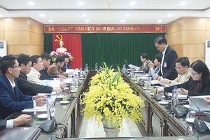 Tổ công tác 2289 của UBND tỉnh làm việc tại huyện Vân Hồ