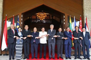 Thủ tướng Nguyễn Xuân Phúc kết thúc thành công tham dự Hội nghị cấp cao ASEAN lần thứ 31 