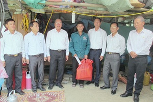 Hội Cựu chiến binh tỉnh:  Kiểm tra công tác khắc phục hậu quả mưa lũ tại Hội CCB huyện Mường La