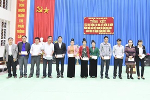 Sốp Cộp: Nhiều hoạt động chào mừng Ngày nhà giáo Việt Nam 20/11