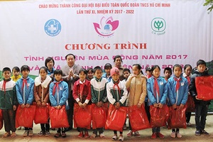 Lễ ra quân chương trình “Tình nguyện mùa đông năm 2017” và “Xuân tình nguyện” năm 2018