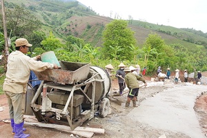 Kinh nghiệm phát triển Đảng ở Đảng bộ huyện Yên Châu