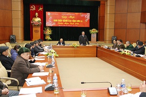 Công ty Thủy điện Sơn La hỗ trợ xóa nhà dột nát cho CCB nghèo