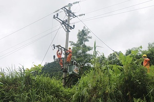 Điện lên vùng cao