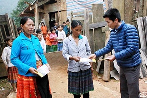 Phòng chống tảo hôn và hôn nhân cận huyết thống ở vùng cao Háng Đồng còn nhiều khó khăn