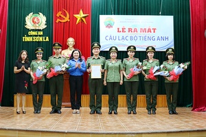 Công an tỉnh: Ra mắt Câu lạc bộ tiếng Anh